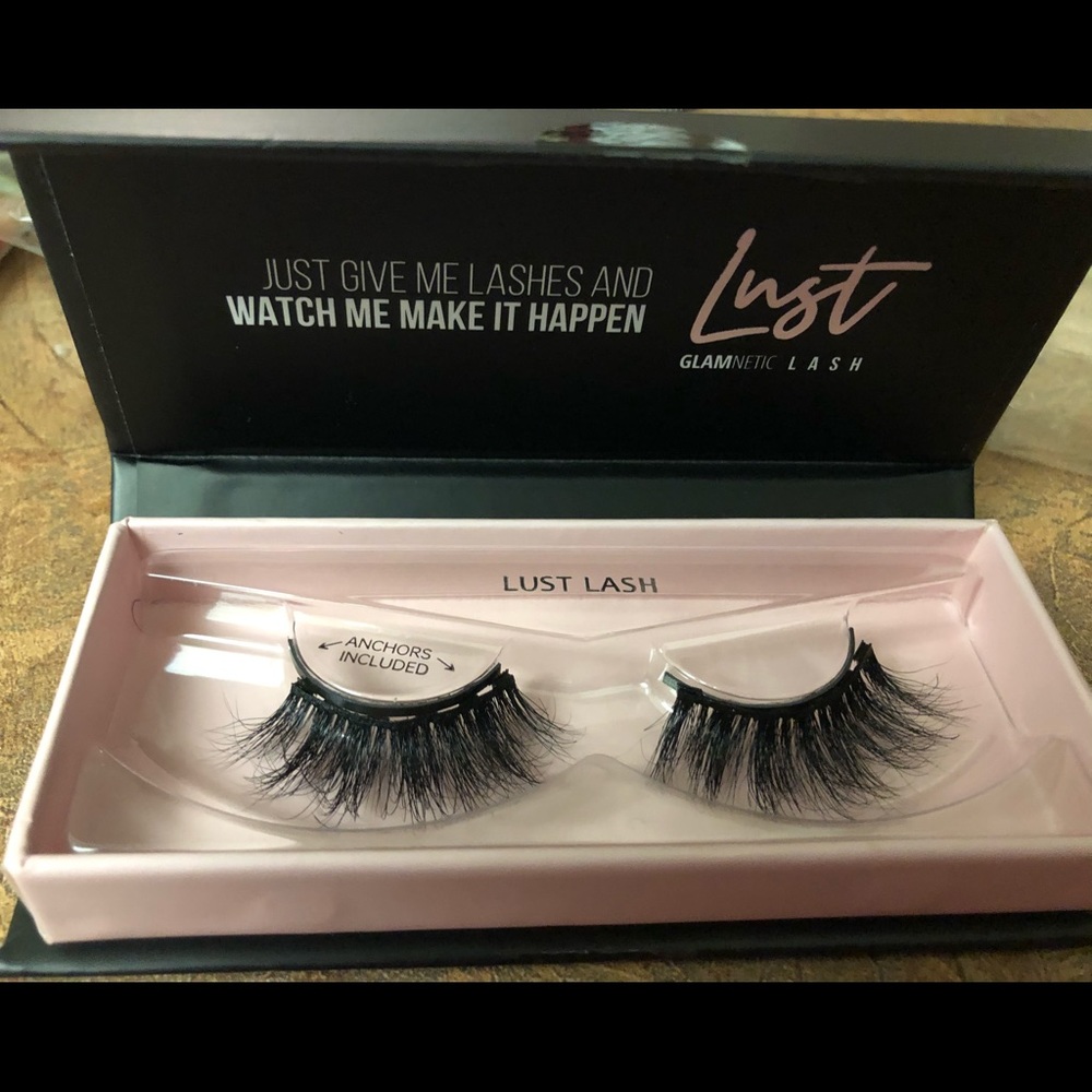 Brand new Glamnatic Eyelashes 3 pairs.